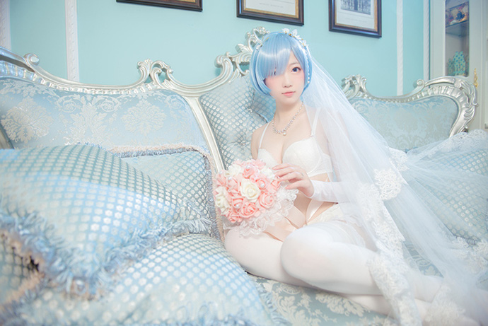 Cosplay Rem trong Re:Zero càng nhìn càng thấy kích thích